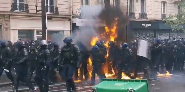 Fransa'da 1 Mayıs kutlamalarında gerilim! Çatışmalar yaşandı