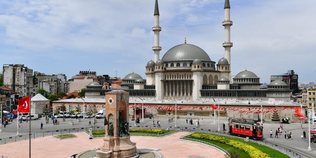 Taksim Camii 2 yıl önce bugün açılmıştı