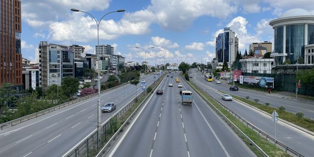 İstanbul'da trafik yoğunluğu yüzde 2'ye kadar düştü