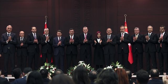 İlk kabine toplantısı yarın yapılacak