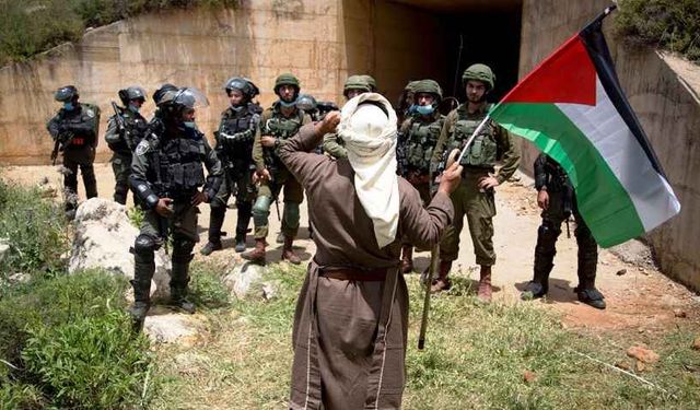 Filistinli Muhammed Hazim Al-Masri ile İsrail ablukası ve Mescid-i Aksa üzerine