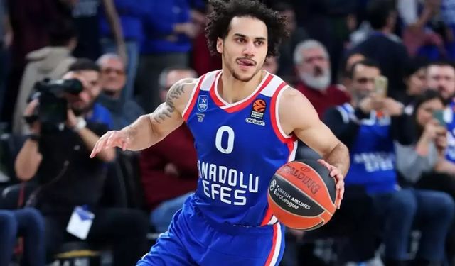 Nefes kesen maçta Anadolu Efes seride durumu 2-1'e getirdi!