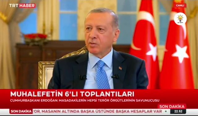 Başkan Erdoğan'dan Babacan ve Davutoğlu'na: Onlar o mevkilere layık oldukları için gelmediler!