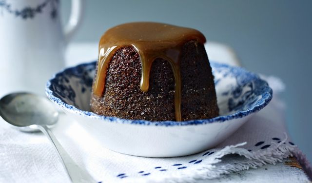 Sticky Toffee Pudding ( Hurmalı Islak Kek ) tarifi, Sticky Toffee Pudding nasıl yapılır?