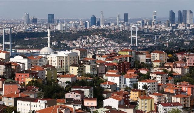 İstanbul'da 50 binden fazla eski bina, kendiliğinden çökebilir