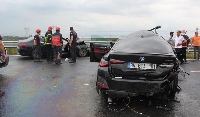 Kuzey Marmara Otoyolu'nda zincirleme kaza: 1 ölü, 2 yaralı