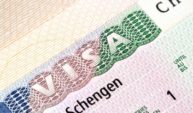 Schengen vizesine yapılan her 2 başvurudan biri reddediliyor!