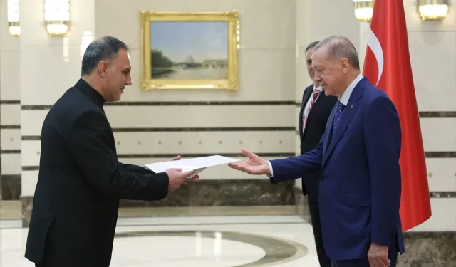 Büyükelçilerden Başkan Erdoğan'a güven mektubu!