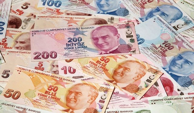 Memur ve emekli maaşlarına zam ile kira artış oranı belli oldu!