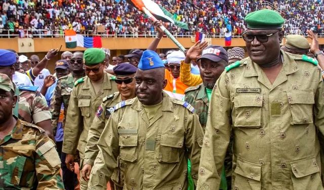 Nijer'de ECOWAS'ın cuntaya verdiği süre doldu