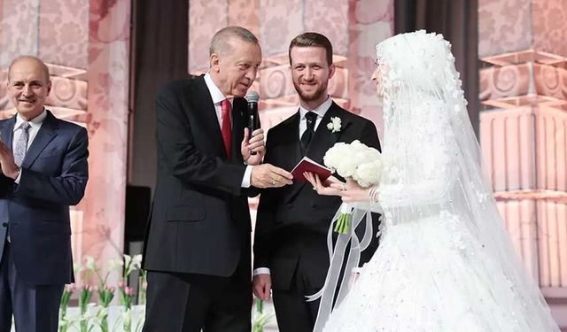 Cumhurbaşkanı Erdoğan yeğeninin nikah merasimine katıldı