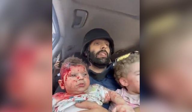 Terör devleti İsrail'in Han Yunus okul katliamından kurtarılan iki bebek hastaneye götürüldü