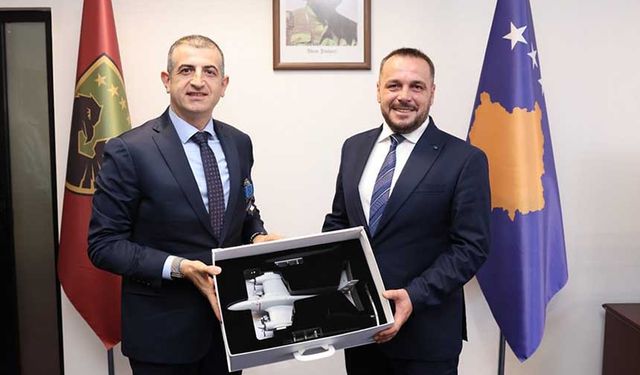Haluk Bayraktar'a, Kosova’da üstün hizmet madalyası verildi