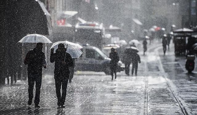 Meteoroloji'den kuvvetli yağış ve fırtına uyarısı