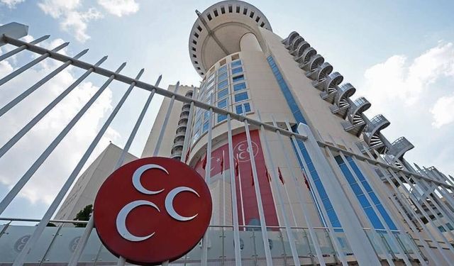 MHP'de bir teşkilat daha feshedildi
