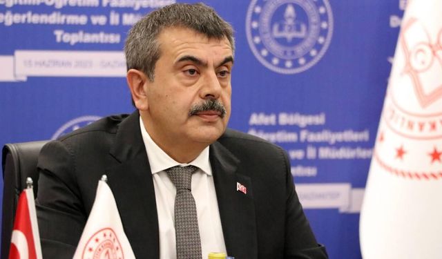 Bakan Tekin: Çocuklarımızı, bu ülkenin birliğine sahip çıkacak şekilde yetiştirmekle mükellefiz
