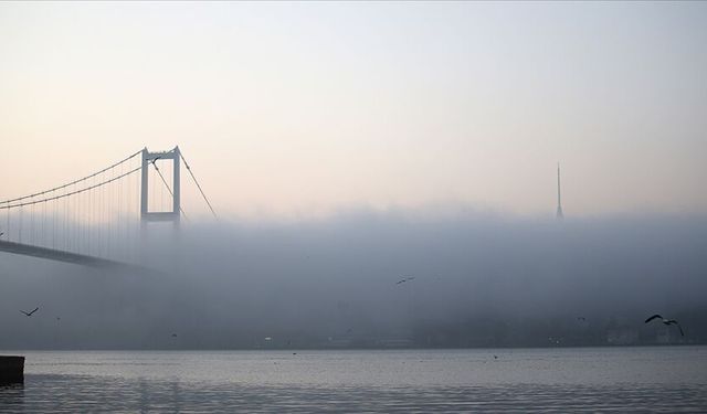 İstanbul'da deniz ulaşımına hava muhalefeti engeli