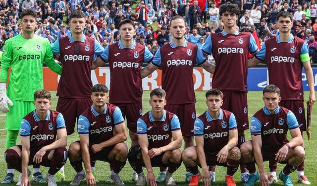 Trabzonspor, UEFA Gençlik Ligi'nde ikinci oldu