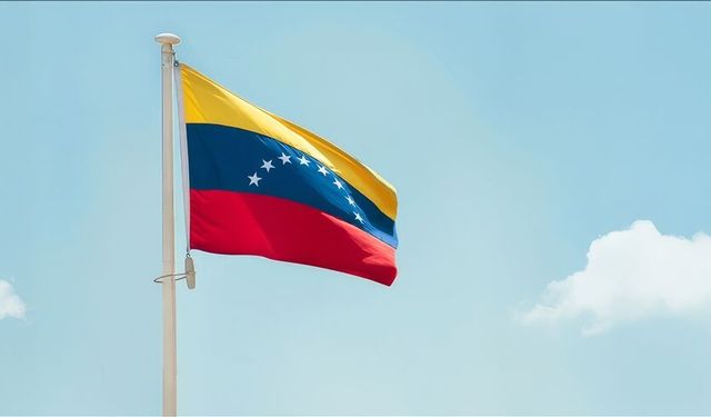 Venezuela, İngiltere'de bloke edilen altınlarını istedi