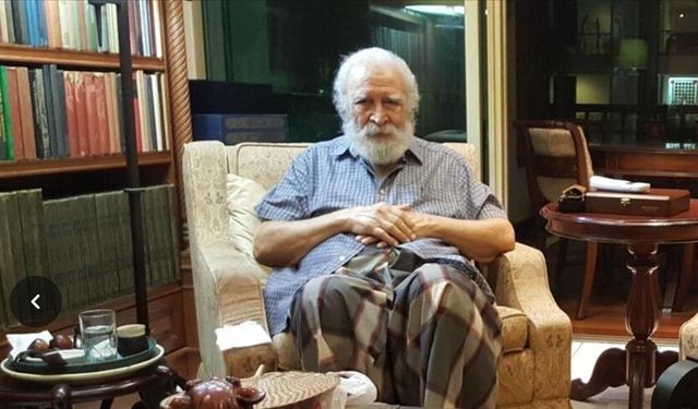 Malezyalı mütefekkir Nakib el-Attas vefat etti