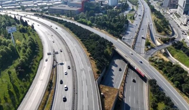 İstanbul'da trafik yoğunluğu yüzde 1'e düştü
