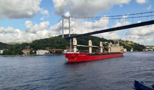 İstanbul Boğazı'nda gemi trafiği yeniden açıldı