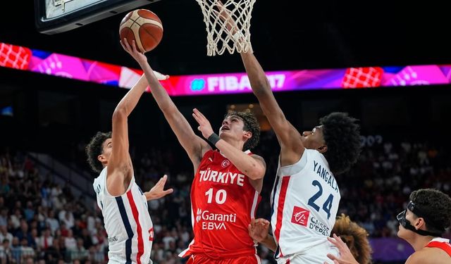 U17 Erkek Basketbol Milli Takımımız Dünya Kupası'nda yarı finalde