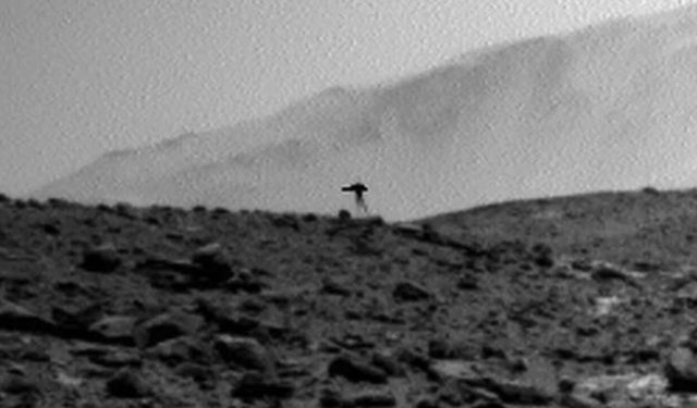 Mars'ta görülen esrarengiz cisim uzaylı değil kozmik ışın çıktı