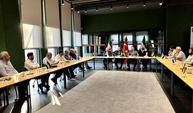 Suriye'nin Ankara Büyükelçisi Fadi Alqassem İstanbul'da STK'larla Buluştu: "Yeni Suriye'yi Birlikte İnşa Edeceğiz"