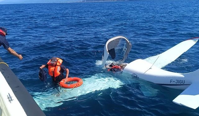 Gürcistan’dan havalanan uçak Rize açıklarında denize acil iniş yaptı
