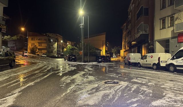 Bayburt'ta dolu etkili oldu