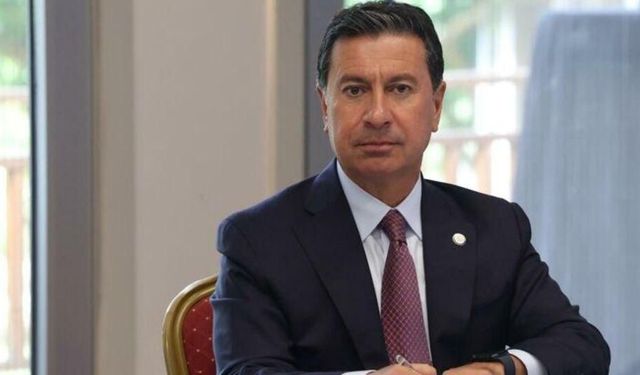 Muğla Belediye Başkanı Ahmet Aras CHP'den istifa etti