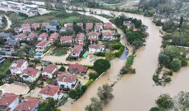 İstanbul'daki sel felaketinde can kaybı sayısı 4'e yükseldi