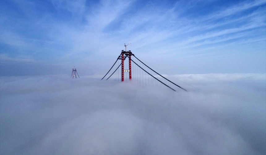 "1915 Çanakkale Köprüsü" sisler içinde görüntülendi