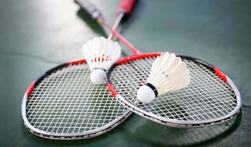 Badminton terimleri: Forehand grip