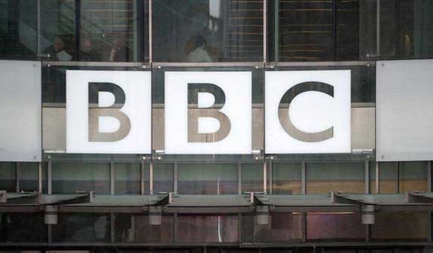 İngiltere'de halktan alınan 'BBC payı'nın kaldırılması talep edildi