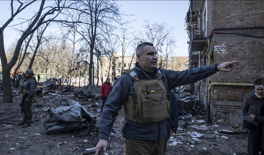 Kliçko: Kiev bombalanıyor!