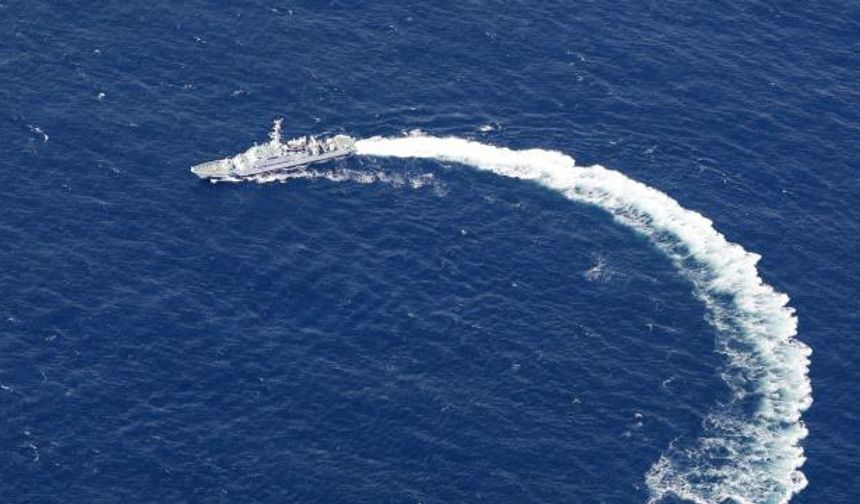 Çin'in sahil güvenlik gemileri, Doğu Çin Denizi'nde Japonya kara sularına girdi