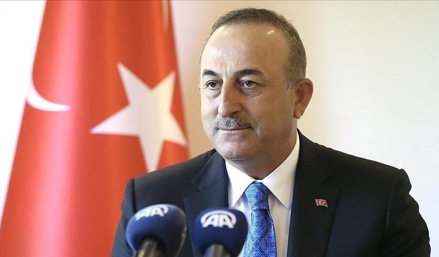 Bakan Çavuşoğlu, Sırp ve Kosovalı mevkidaşlarıyla telefonda görüştü
