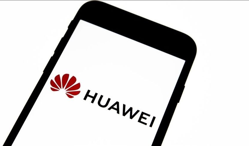 Huawei'in yeni nesil akıllı telefon serisi, uydu bağlantısı imkanı sağlayacak