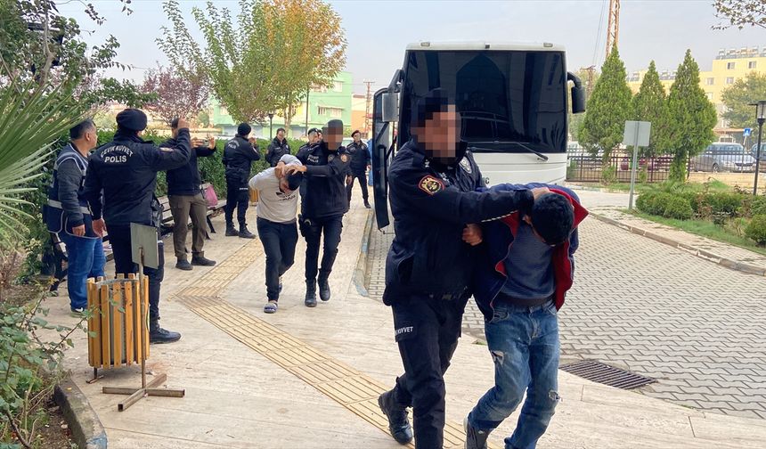Hatay'daki "Kökünü Kurutma Operasyonu" kapsamında 97 şüpheli tutuklandı