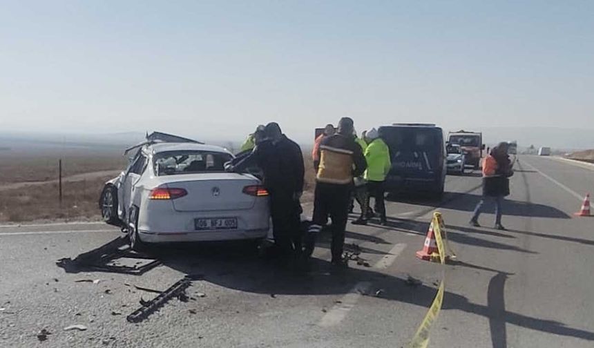 Konya'daki trafik kazasında 2 kişi hayatını kaybetti