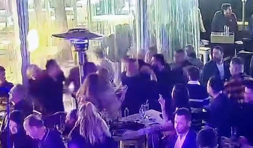 Bodrum Belediye Başkanı Ahmet Aras'a gece kulübünde saldırı