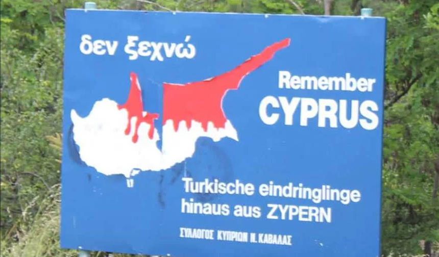 Yunanistan'ın dört bir yanında kanlı 'Kıbrıs' provokasyonu!