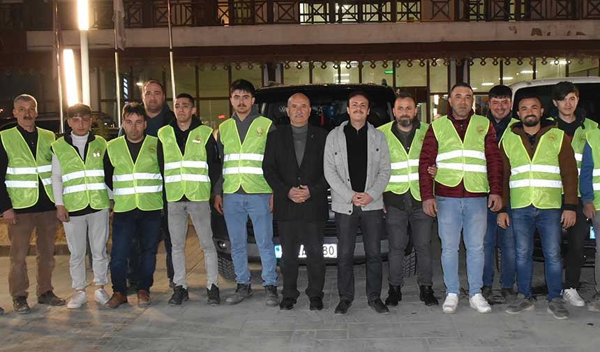 Sinop'tan gönüllü 14 sıhhi tesisat ustası deprem bölgesine gitti