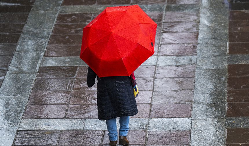 Meteoroloji'den İzmir için kuvvetli sağanak uyarısı
