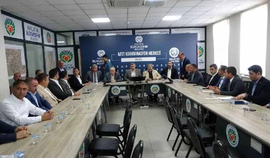 MHP heyetinden deprem bölgesine ziyaret