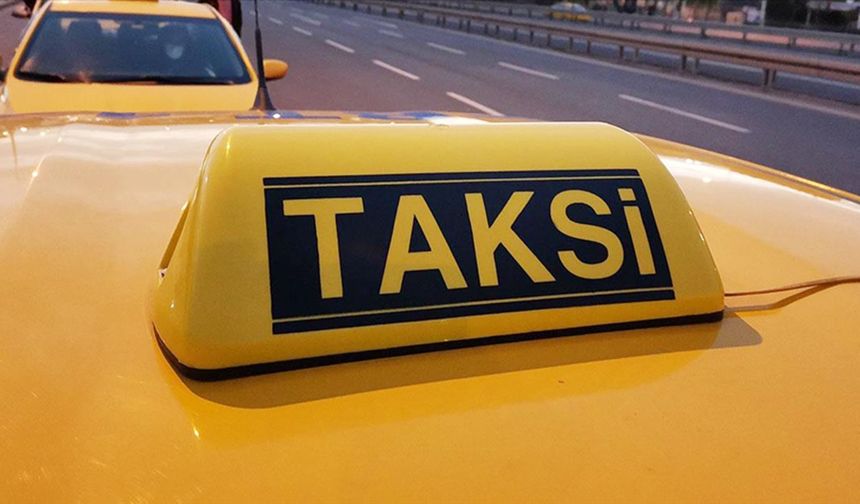 İstanbul'da taksi ücretlerine zam geldi: İndi-bindi 100 lira oldu
