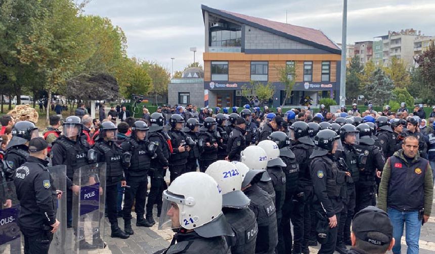 HEDEP’ten teröristbaşı için yürüyüş: 51 kişi gözaltına alındı