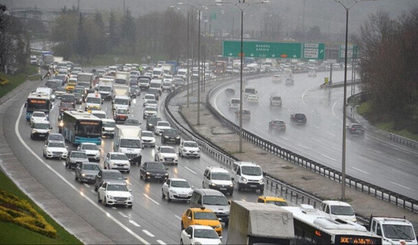 İstanbul'da trafik yoğunluğu yüzde 90'a dayandı